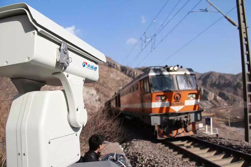 ����ҹ�Ӽ���ӭ�������쳵��